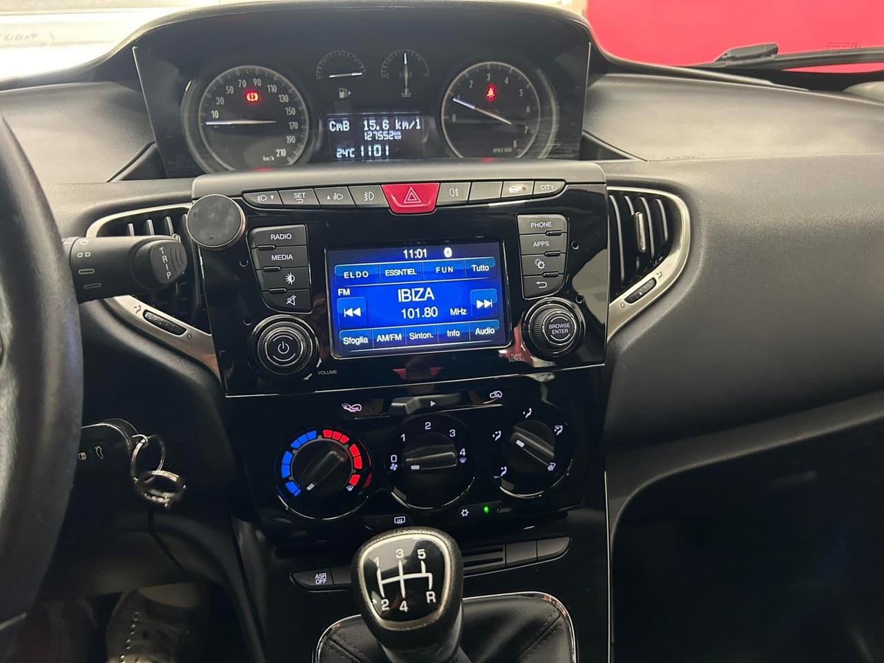 Lancia Ypsilon 1.2 69 CV 5 porte Platinum