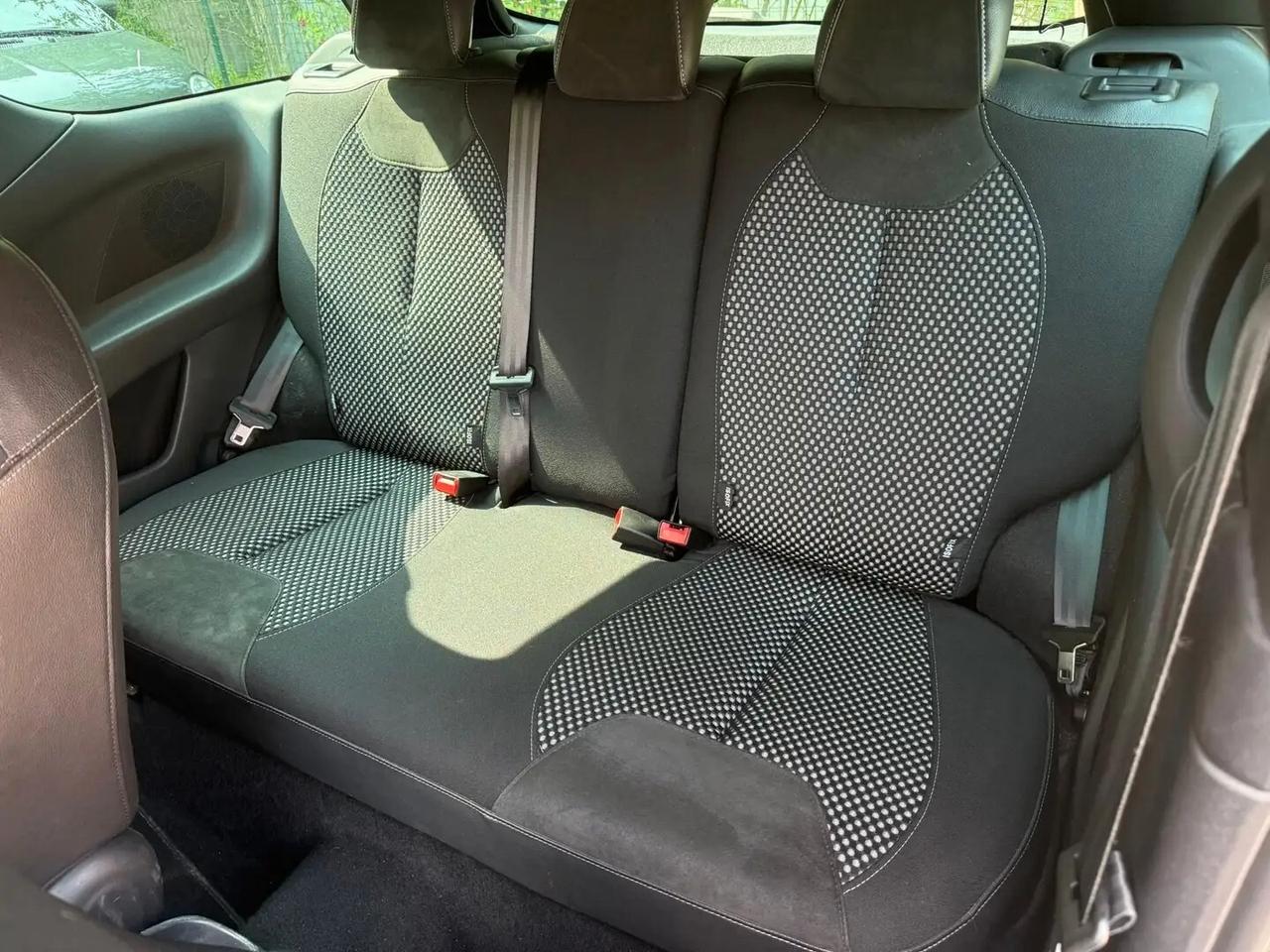 Ds DS3 DS 3 1.4 HDi 70 Just Black