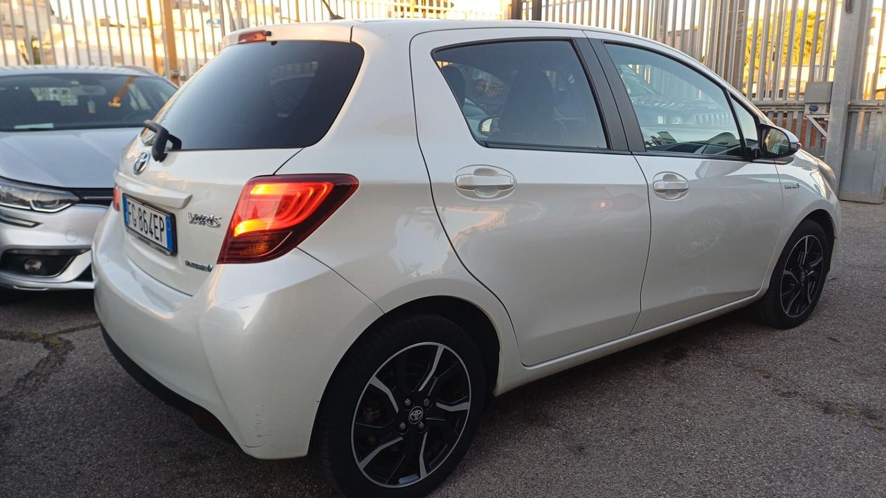 Toyota Yaris 1.5 Hybrid 5 porte Style
