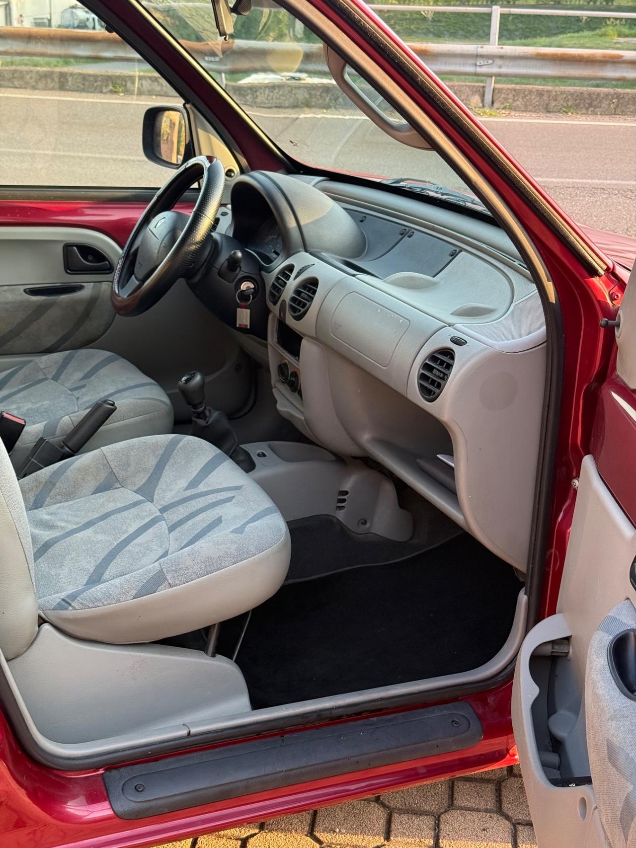 Renault Kangoo 1.5 dCi 65CV cat 5 porte