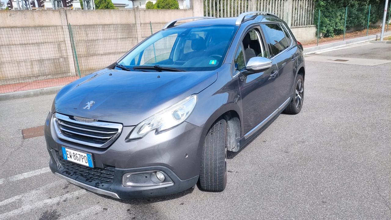 Peugeot 2008 1.6 e-HDi 92 CV Stop&Start Urban Cross NEOPATENTATI - 2014