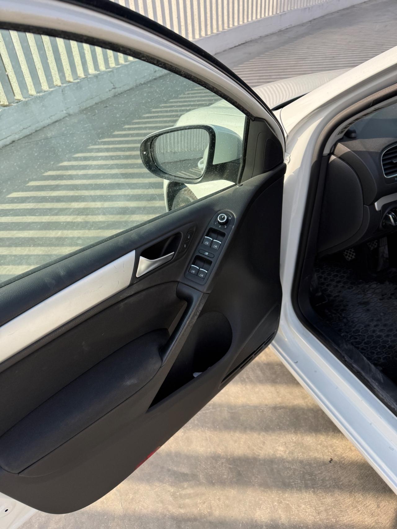 Volkswagen Golf 1.6 5p. Highline BiFuel
