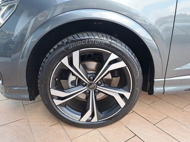 Audi Q3 SPB 35 TDI S tronic Identity Black