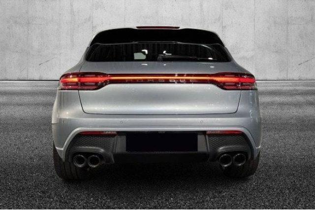 PORSCHE Macan 2.0