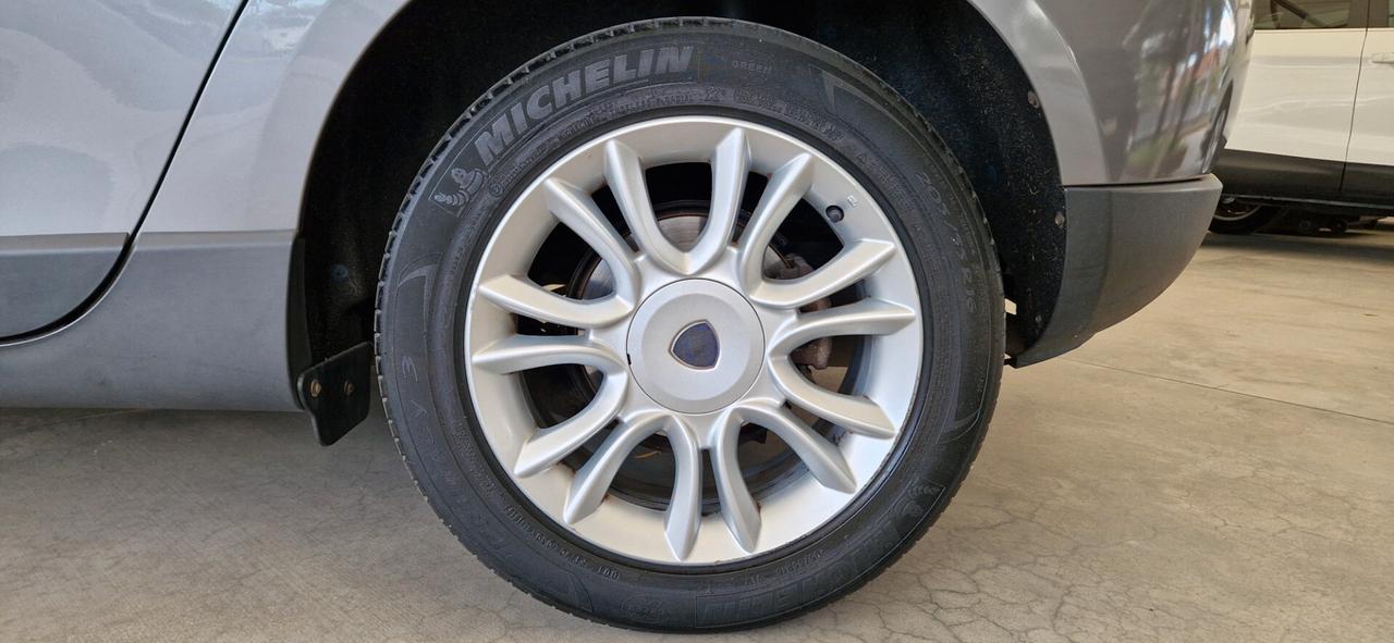 Lancia Delta 1.6 Mjt 120cv PLATINO