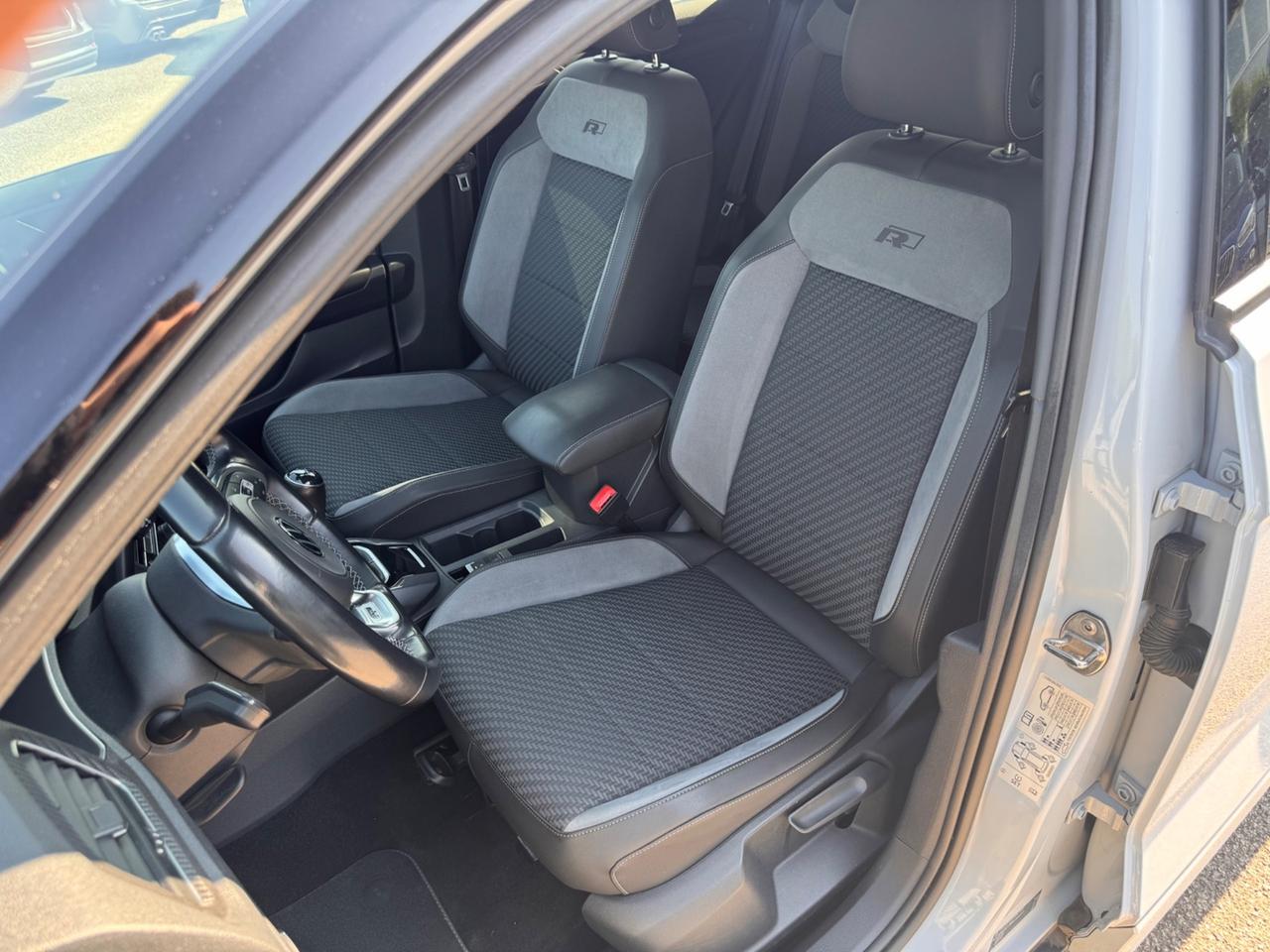Volkswagen T-Roc R-LINE 2.0 TDI 150 CV FULL SERVICE UNICO PROPRIETARIO