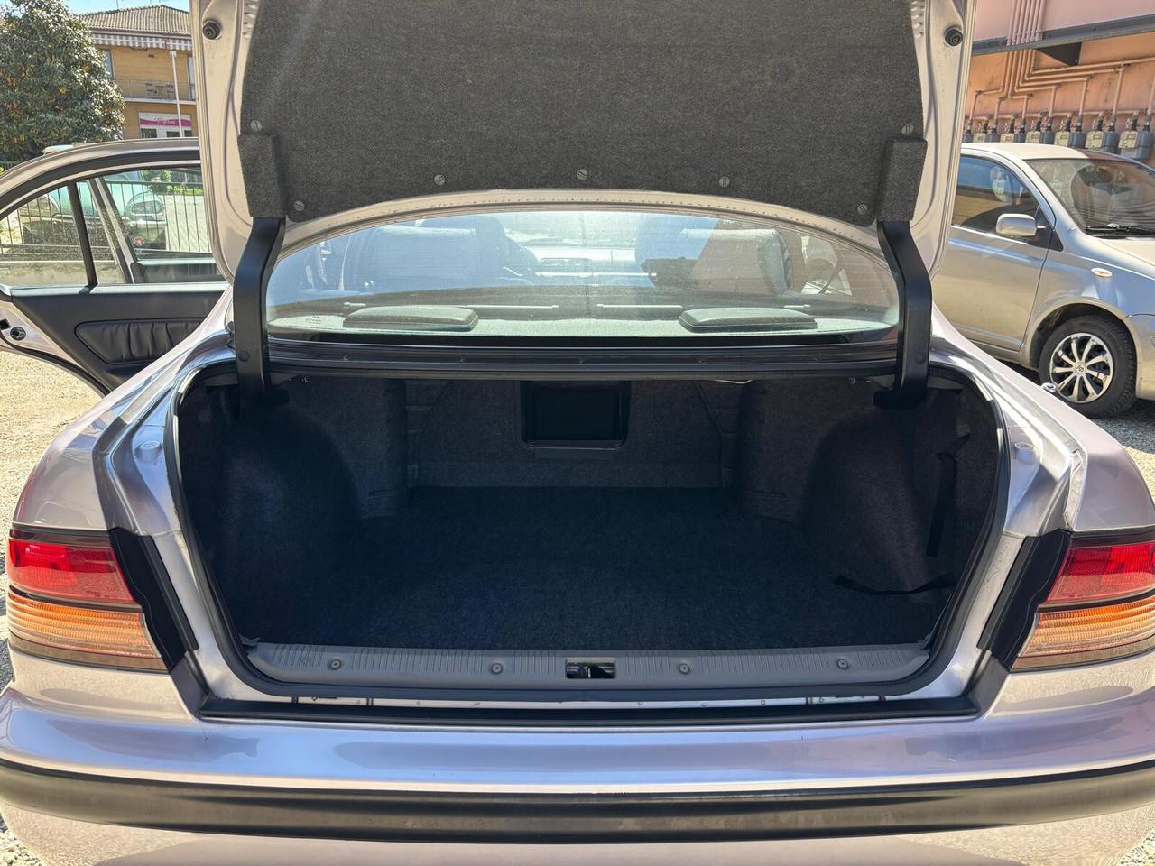 Nissan Maxima QX 2.0i V6 24V cat ASI
