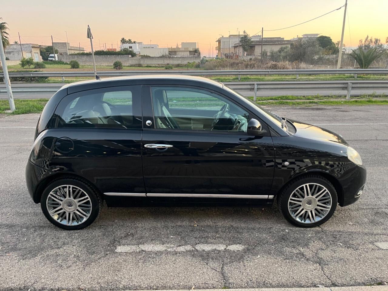 Lancia Ypsilon Platino Ecochic GPL - 2009