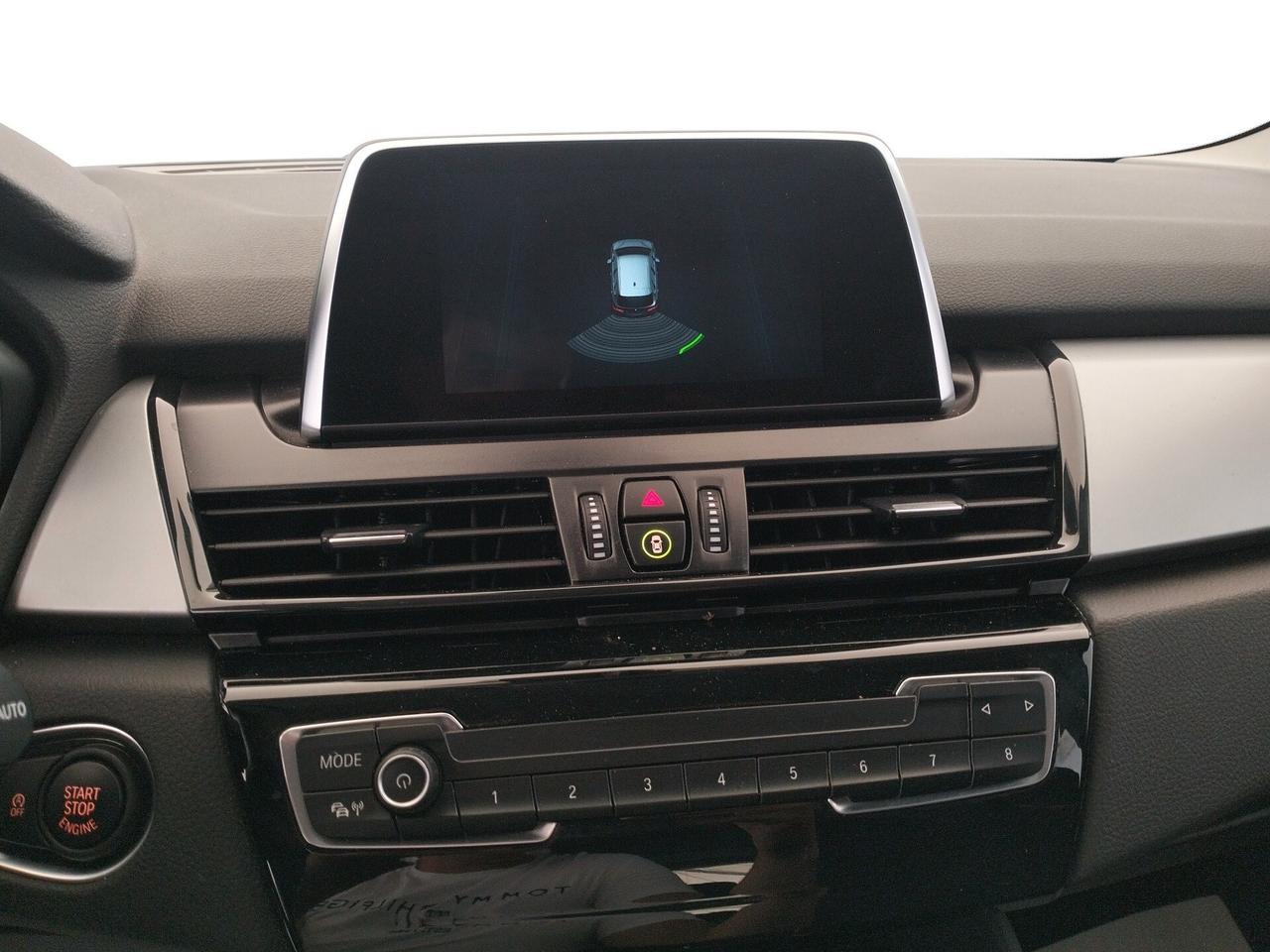 Bmw 2er Active Tourer 218d Advantage
