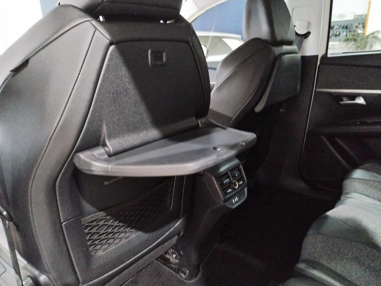 Peugeot 5008 BlueHDi 130 S&S EAT8 Allure