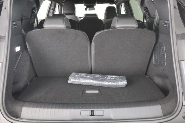 PEUGEOT 5008 3ª serie Hybrid 145 e-DCS6 GT