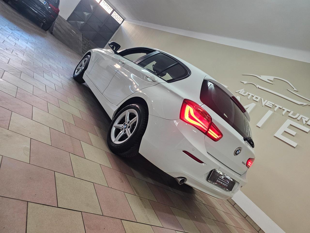 Bmw 116 116d 5p. Urban