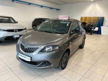 Lancia Ypsilon PLATINO 1.0 FireFly Hybrid SPOTICAR