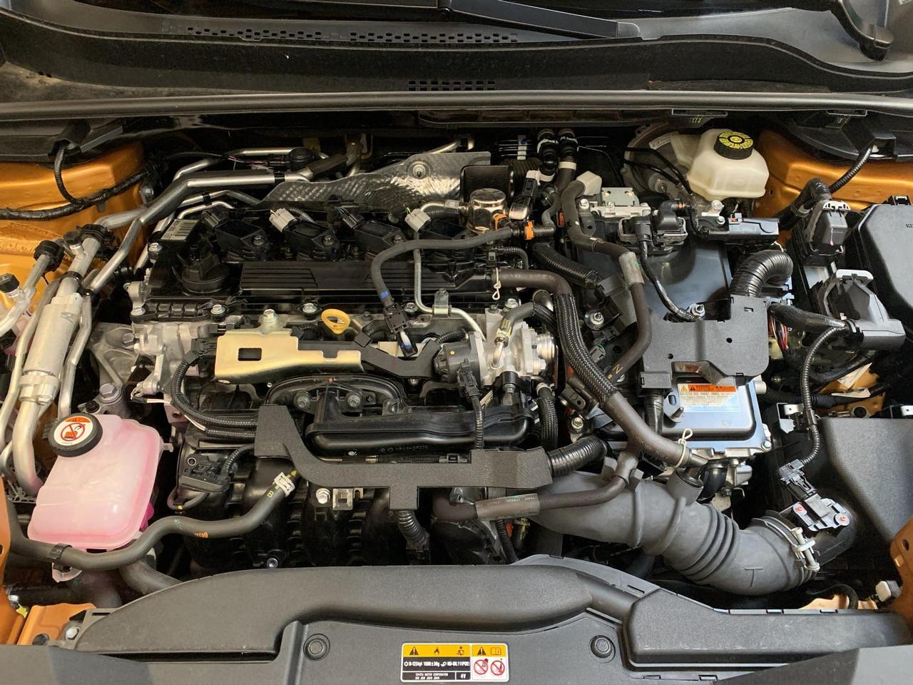 Toyota C-HR 2.0 phev Lounge Premiere fwd e-cvt
