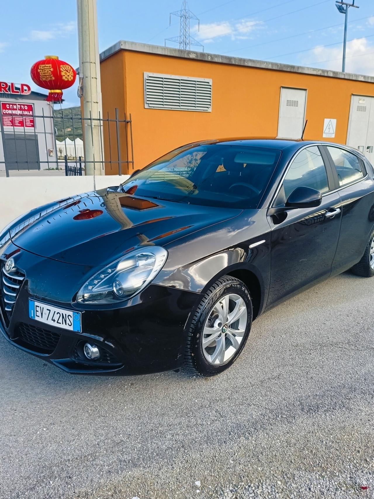 Alfa Romeo Giulietta 1.6 JTDm-2 105 CV Exclusive