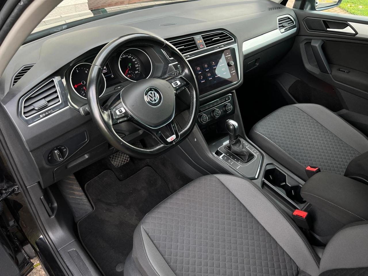 Volkswagen Tiguan 2.0 TDI SCR DSG Sport BlueMotion Technology