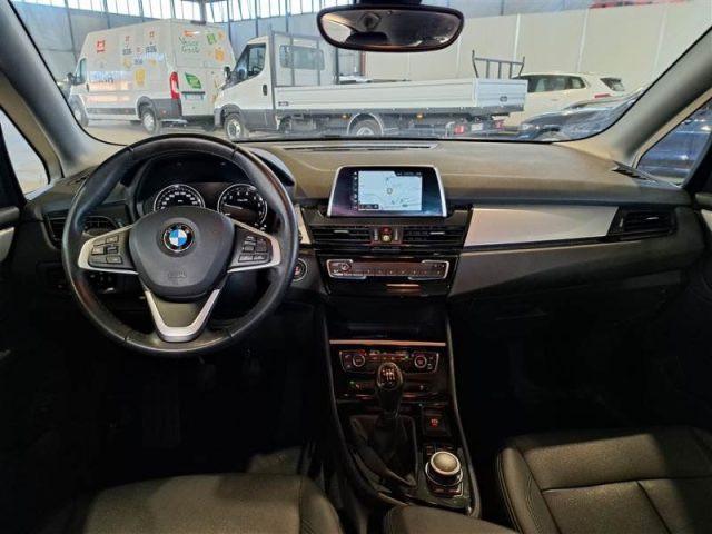 BMW 218 i Active Tourer Business