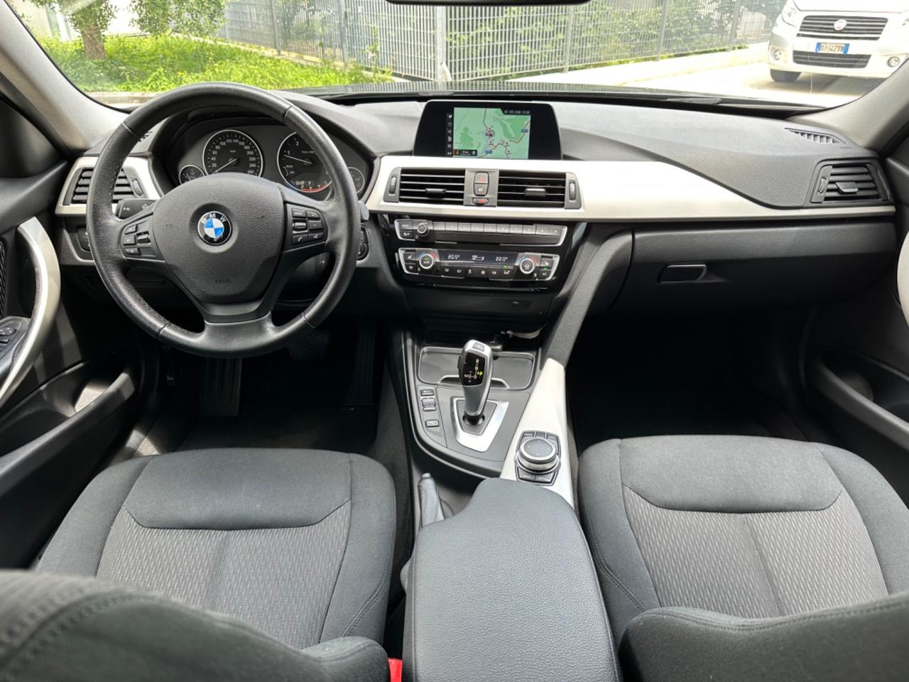 Bmw 320 320d xDrive Touring Business Advantage