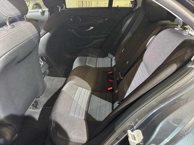 MERCEDES-BENZ C 180 d Executive