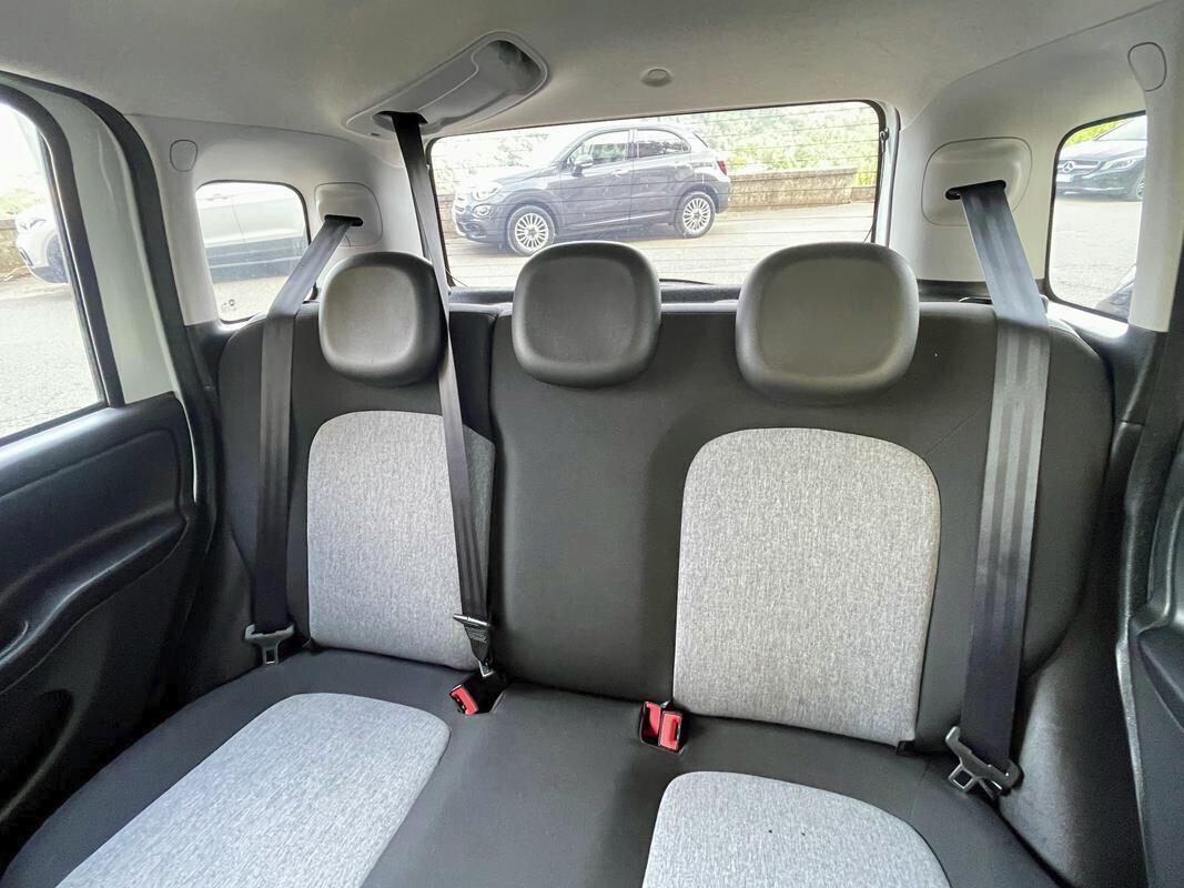 Fiat Panda 1.2 Lounge "Uconnect Bluetooth - Clima automatico -Volante multifunzione " Aziedali