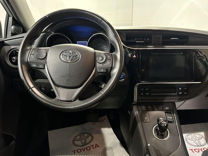 Toyota Auris 1.8 Hybrid Lounge