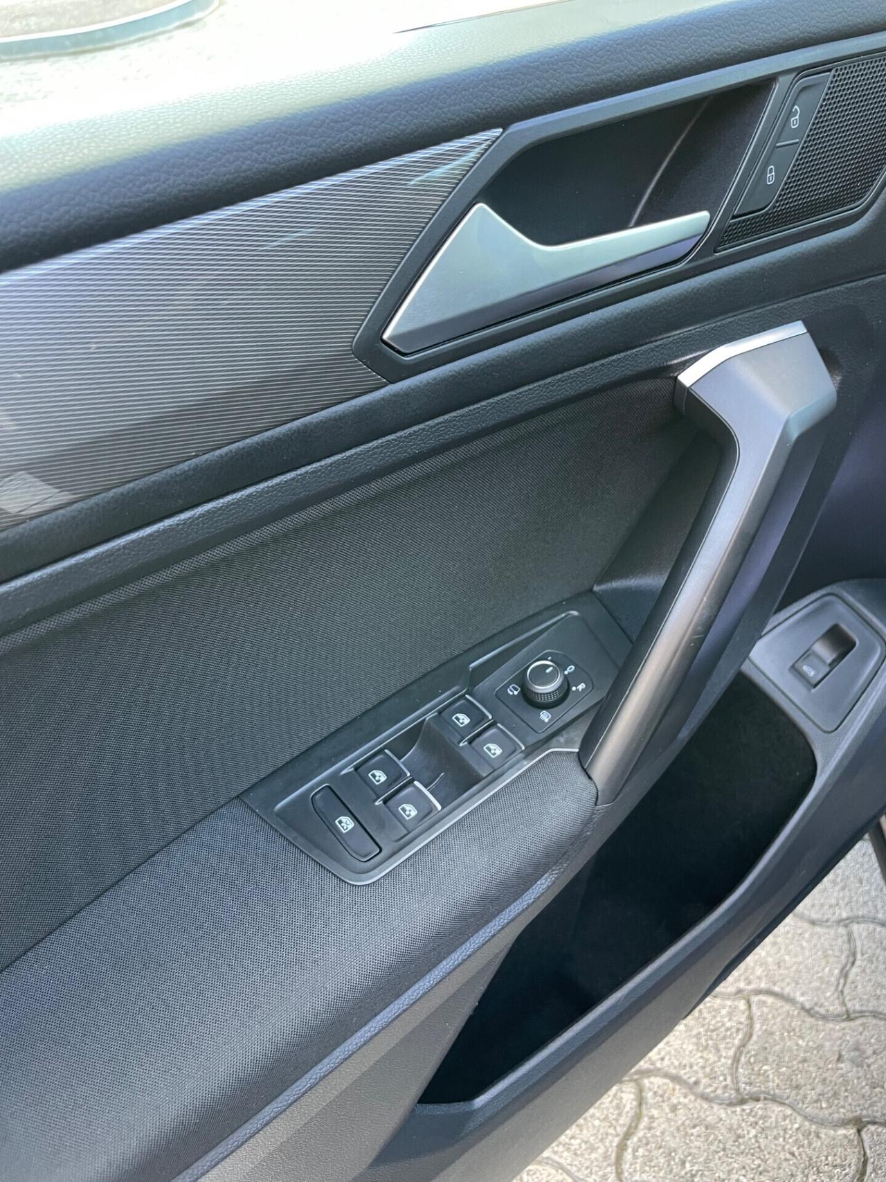 Volkswagen Tiguan Allspace 2.0 TDI SCR DSG R-Line