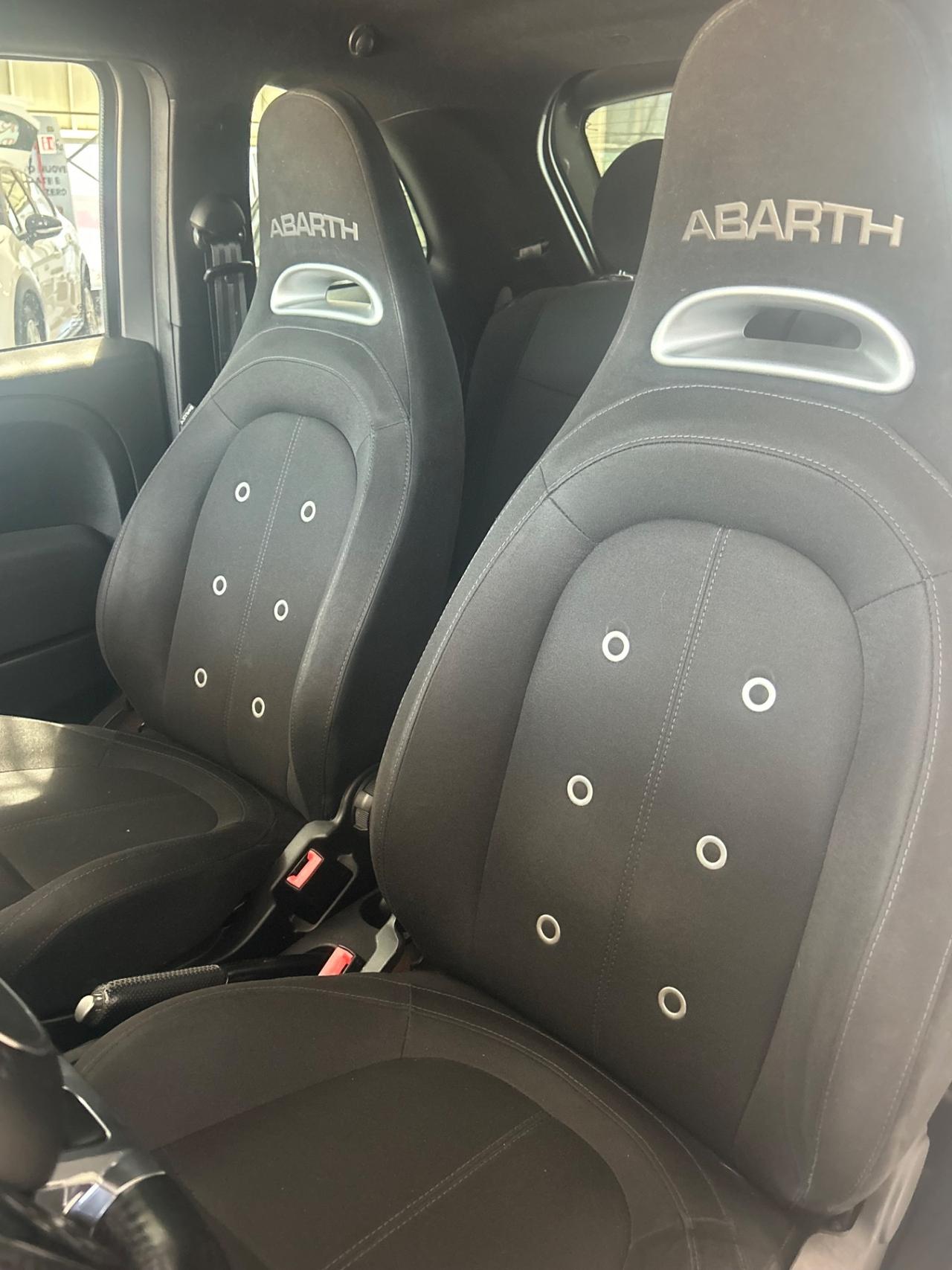 Abarth 595 1.4 Turbo T-Jet 145 CV