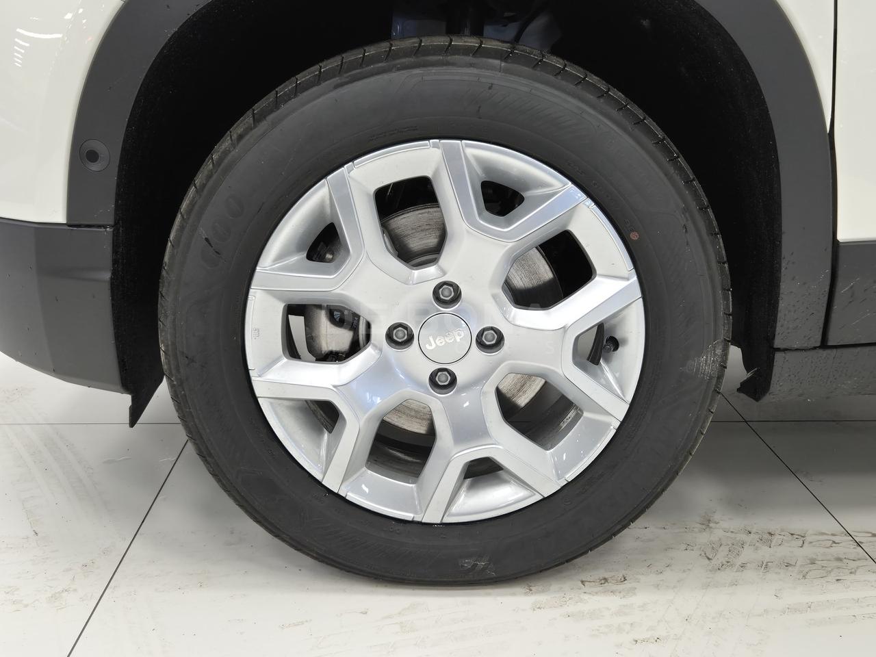 Jeep Avenger 1.2 turbo e-hybrid mhev altitude fwd 110cv edct6