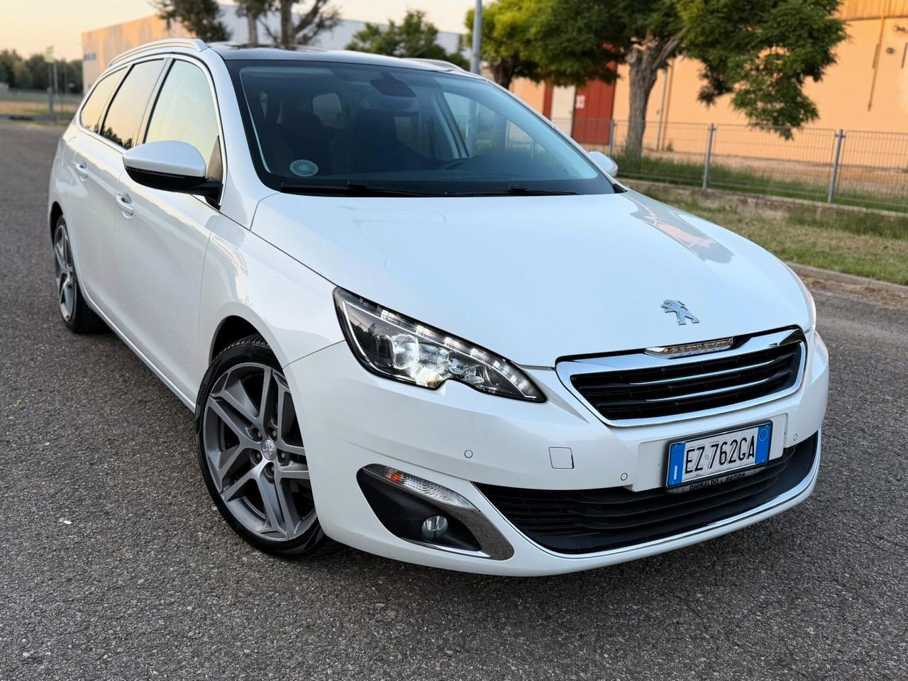 Peugeot 308 sw 1.6 HDi Full Opzionale
