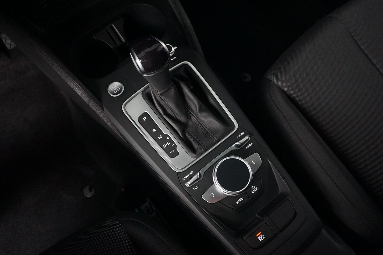 Audi Q2 35 TDI S tronic Business Advanced