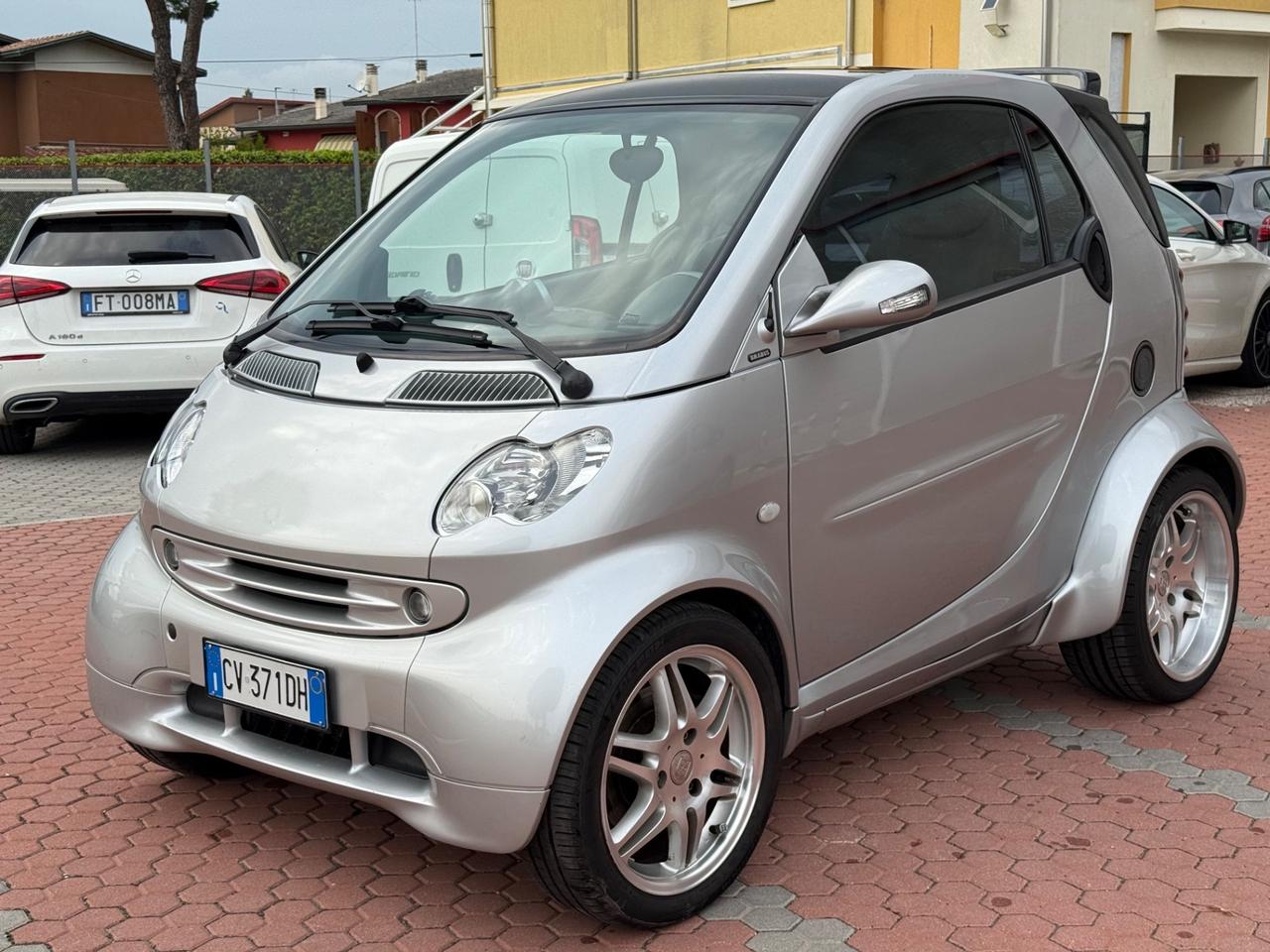Smart ForTwo 700 coupé Brabus (55 kW)