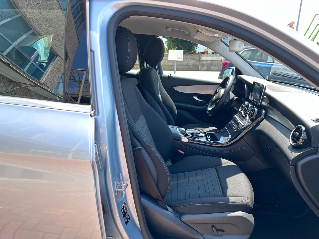 MERCEDES GLC 220d 4MATIC AUTOMATICA! EURO6b! NAVI!