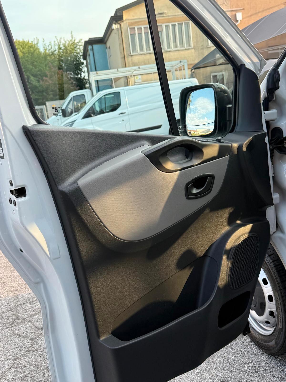 Renault Trafic 1.6 dCi 120CV FURGONE L1 H1