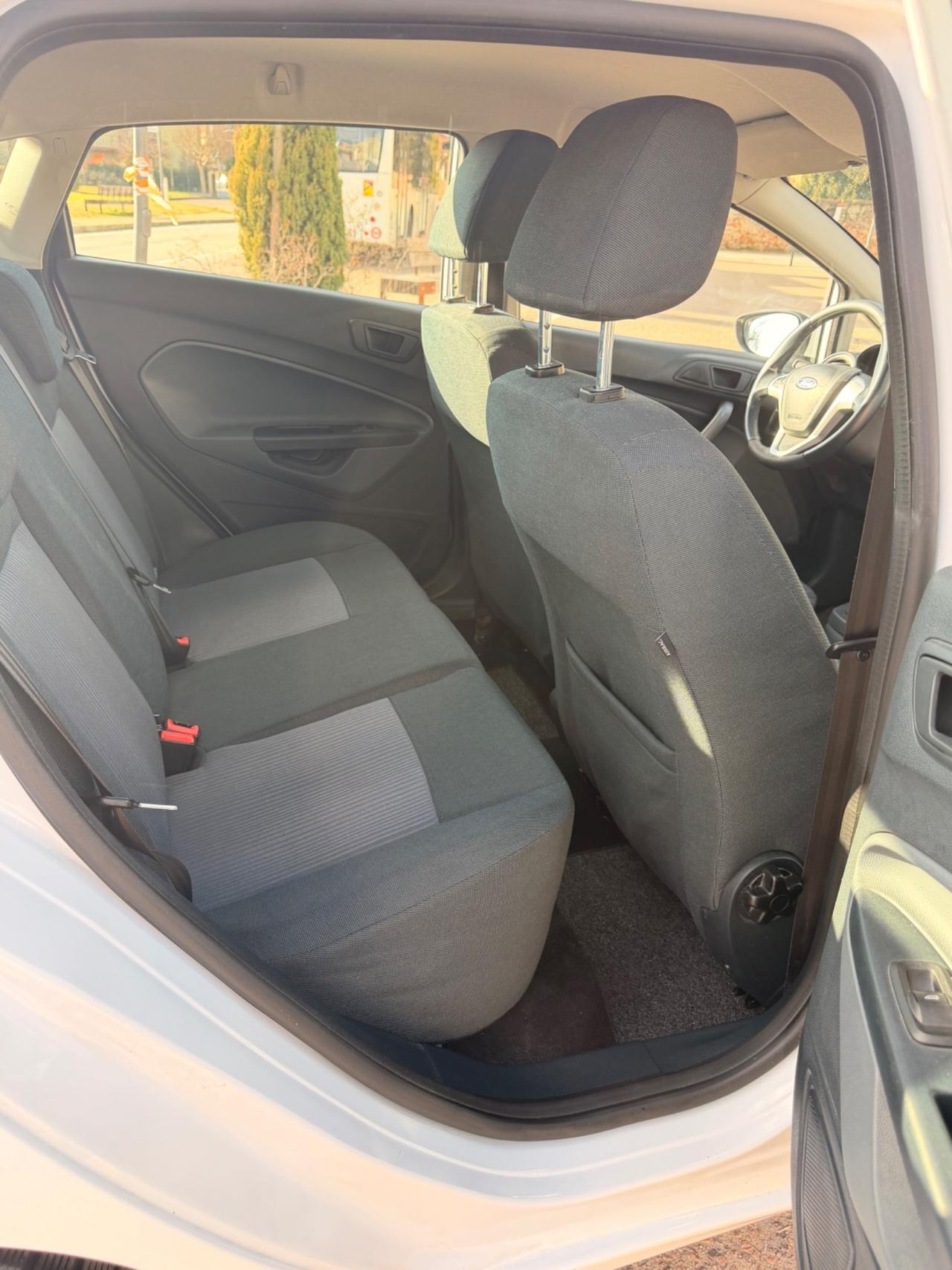 Ford Fiesta 1.4 TDCi km110mila neopatentati