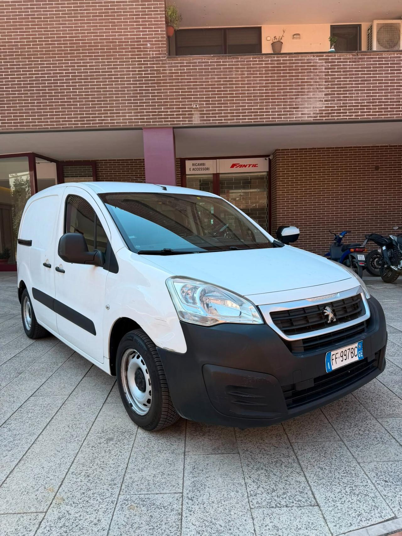 Peugeot