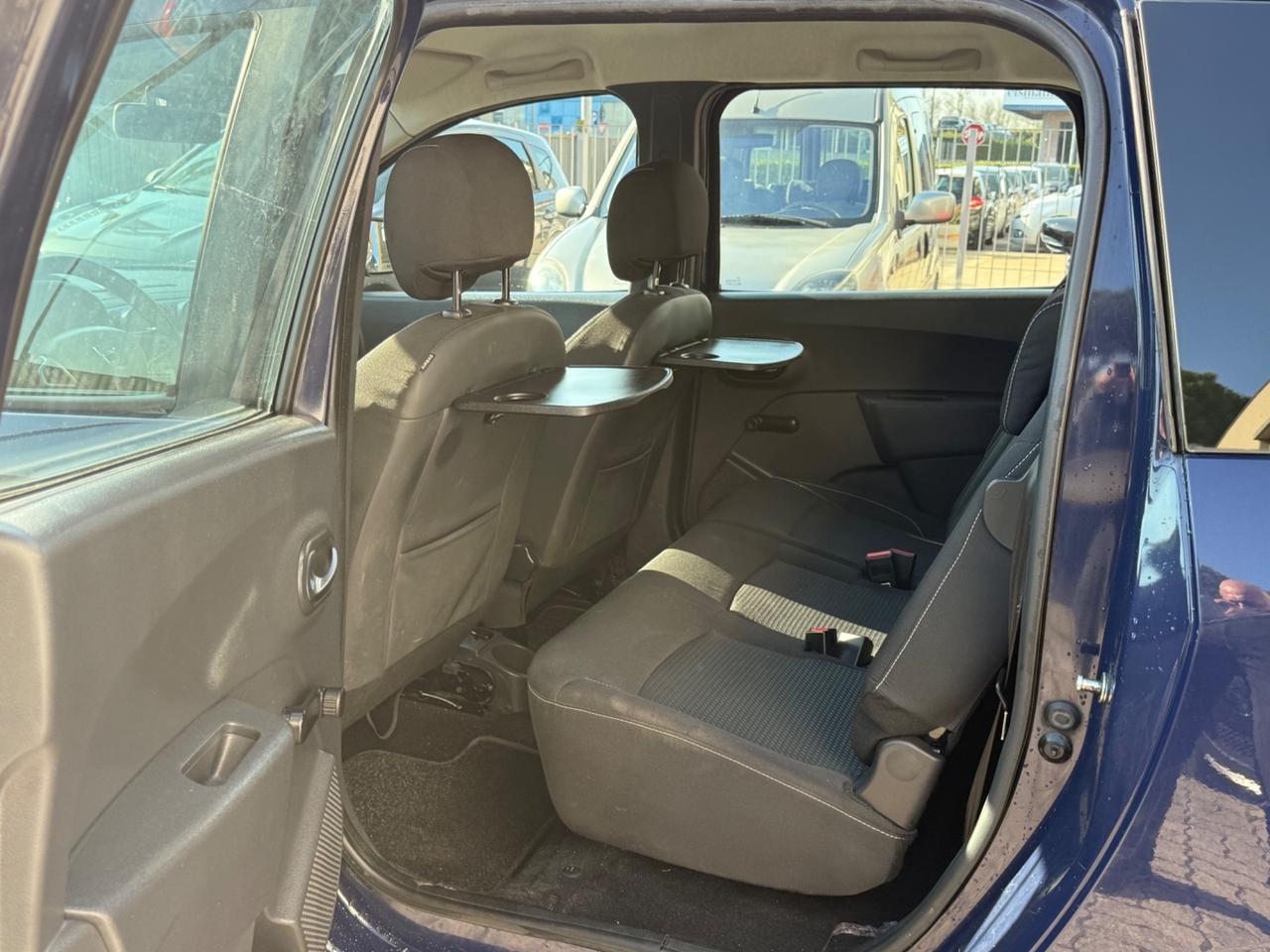 Dacia Lodgy 1.5 dCi 8V 90CV Start&Stop 5 posti Lauréate