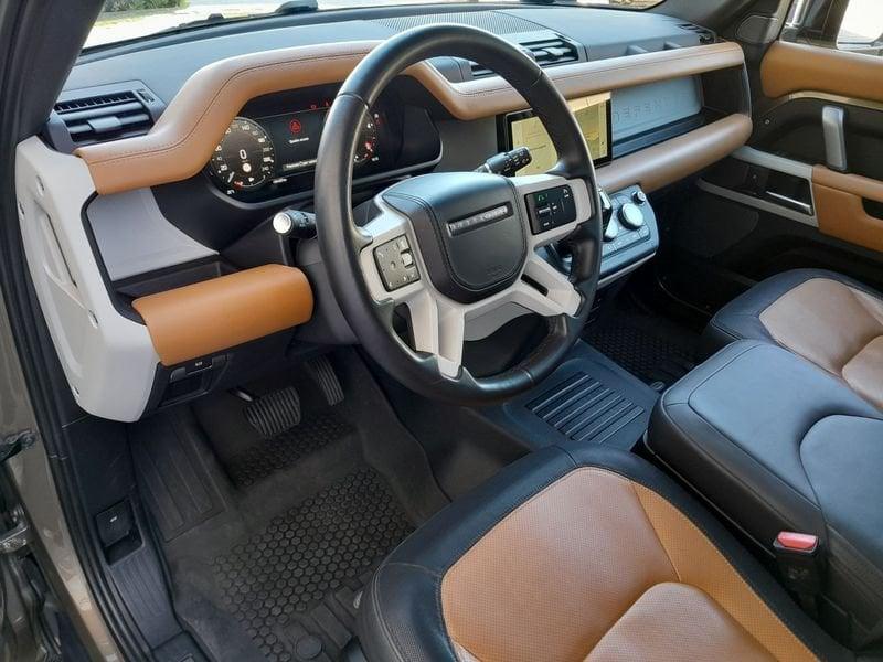 Land Rover Defender 3.0D I6 250 110 X-Dynamic SE AWD auto.