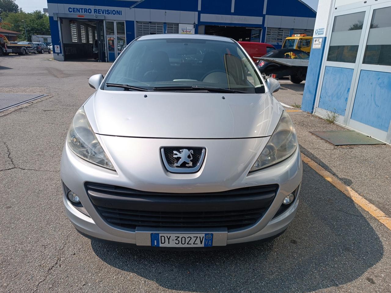 Peugeot 207 1.4 8V 75CV 3p. X Line ECO GPL