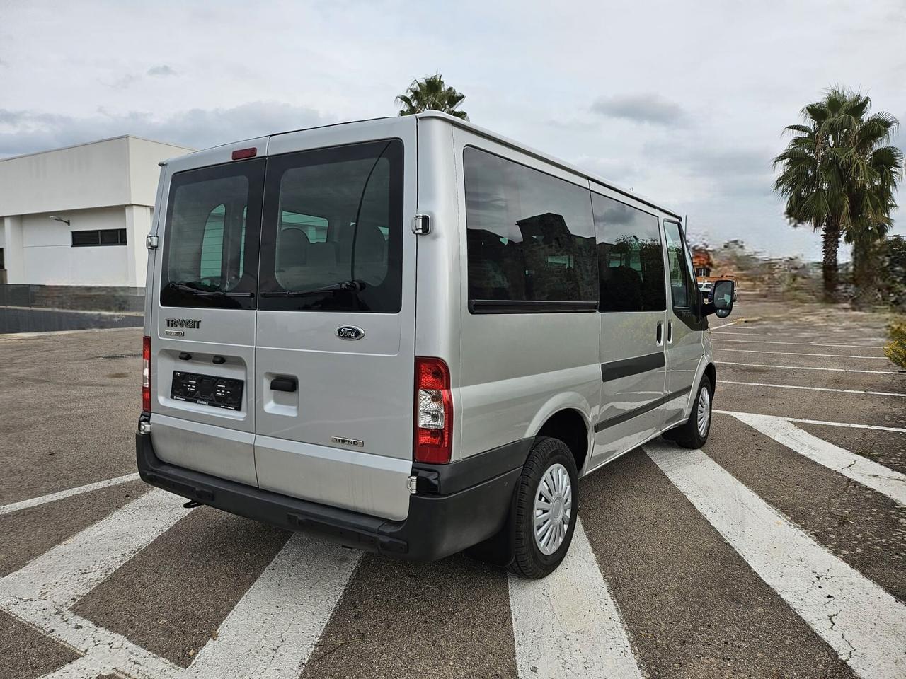 Ford Transit/Tourneo/Bus TRANSIT TURNEO 9 POSTI