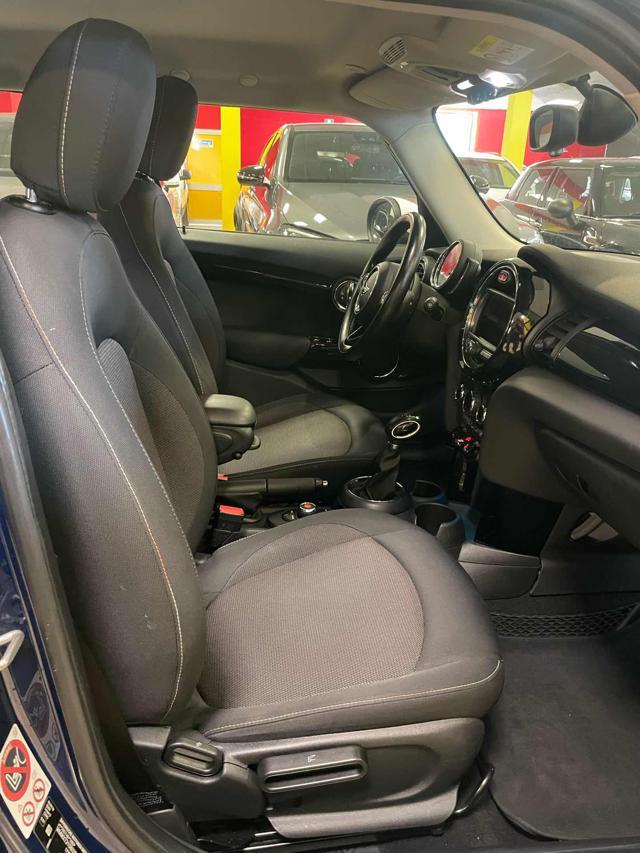 MINI Cooper D 1.5 Cooper D 5 porte *AUTOMATICO/LUCI/PDC*