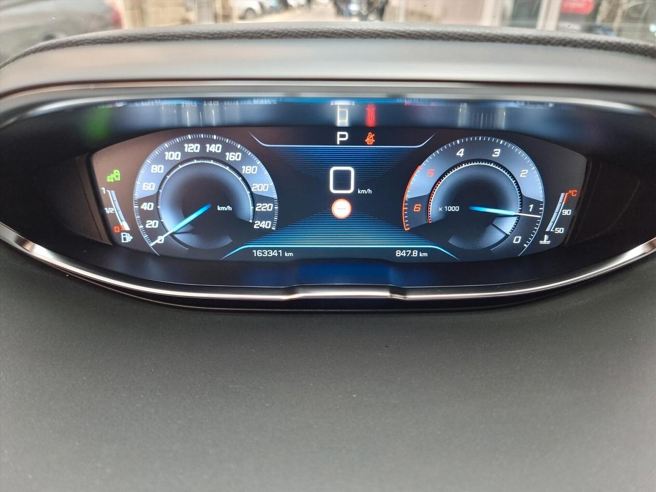 Peugeot 3008 BlueHDi 130 S&S EAT8 Allure ACTIGRIPP NAVIGATORE