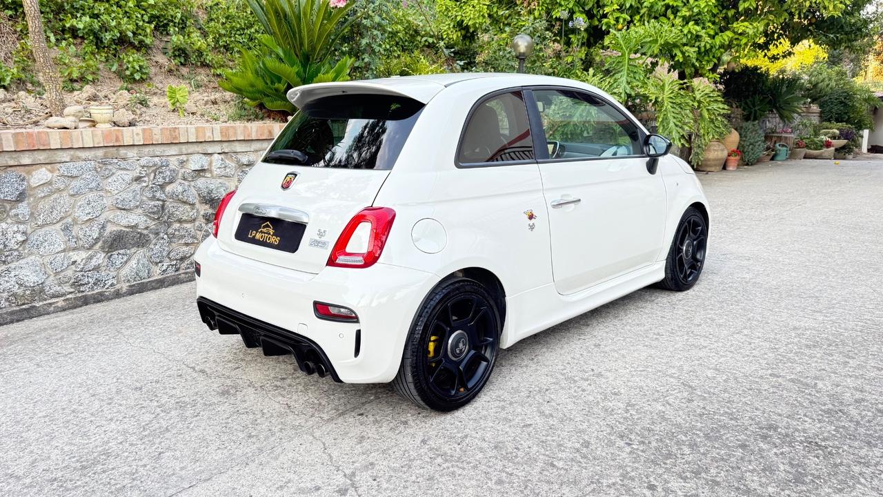 Abarth 595 1.4 Turbo T-Jet 160 CV Pista