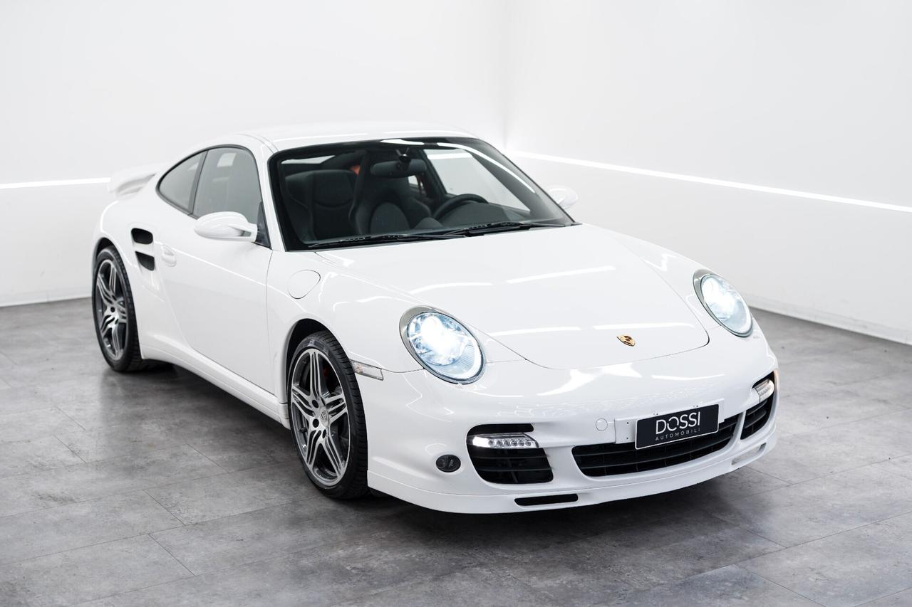 Porsche 911 Turbo Coupé MANUALE