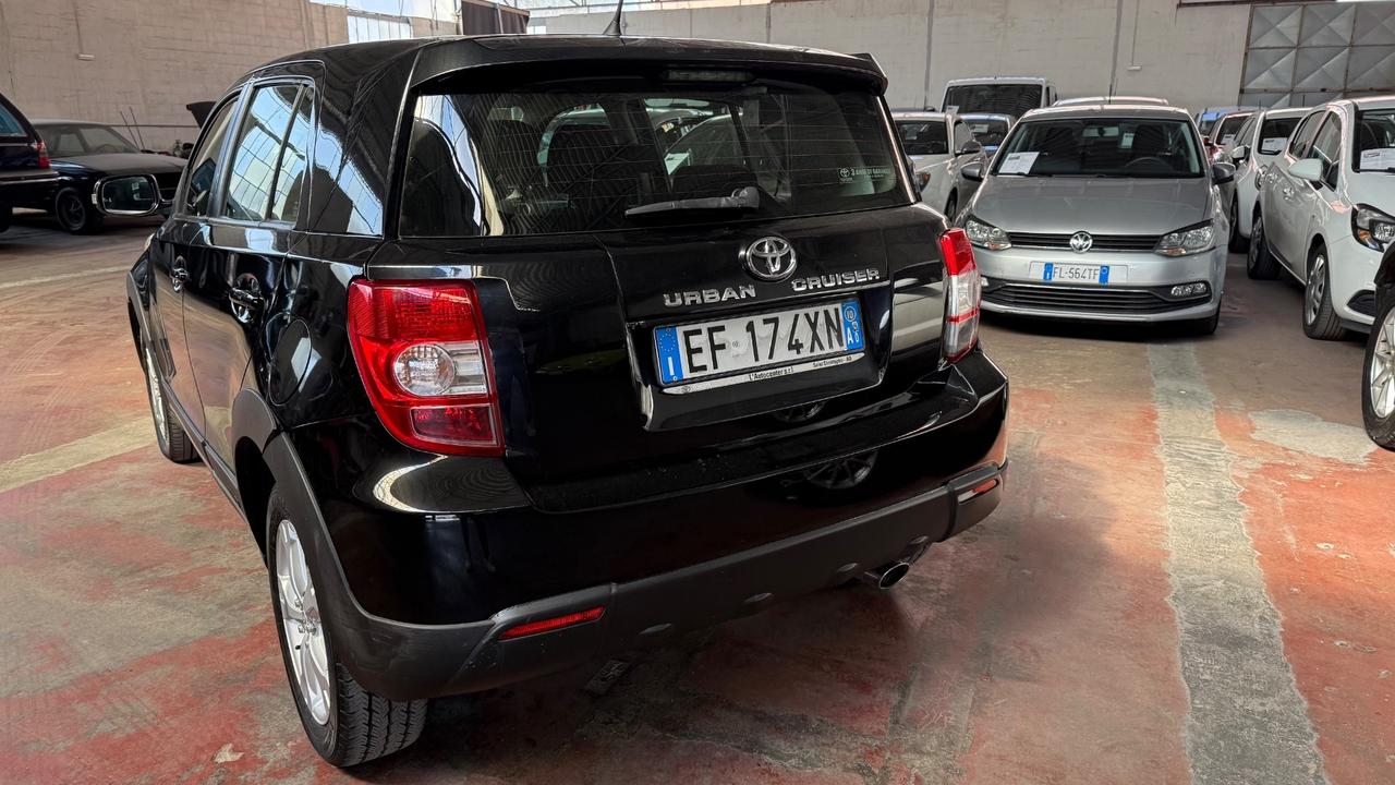 Toyota Urban Cruiser 1.4 D-4D AWD Luxury