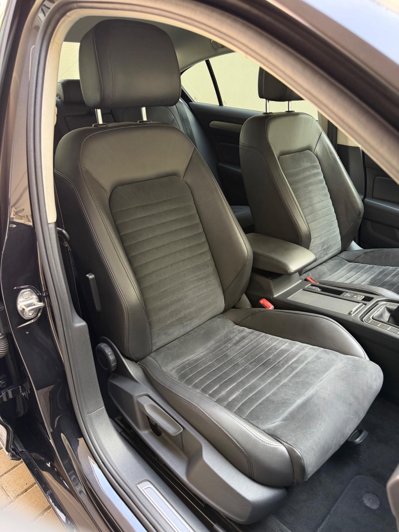 Volkswagen Passat Berlina 2.0 Tdi 150CV Executive
