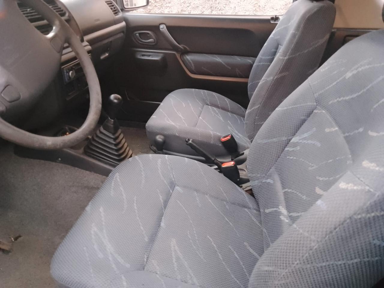 Suzuki Jimny 1.3i 16V cat 4WD JLX