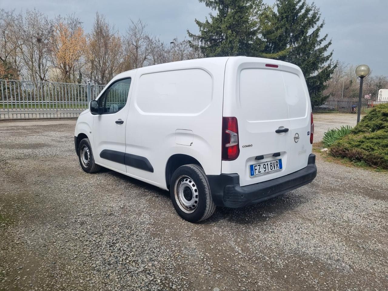 Opel Combo Cargo Anno 2020 e