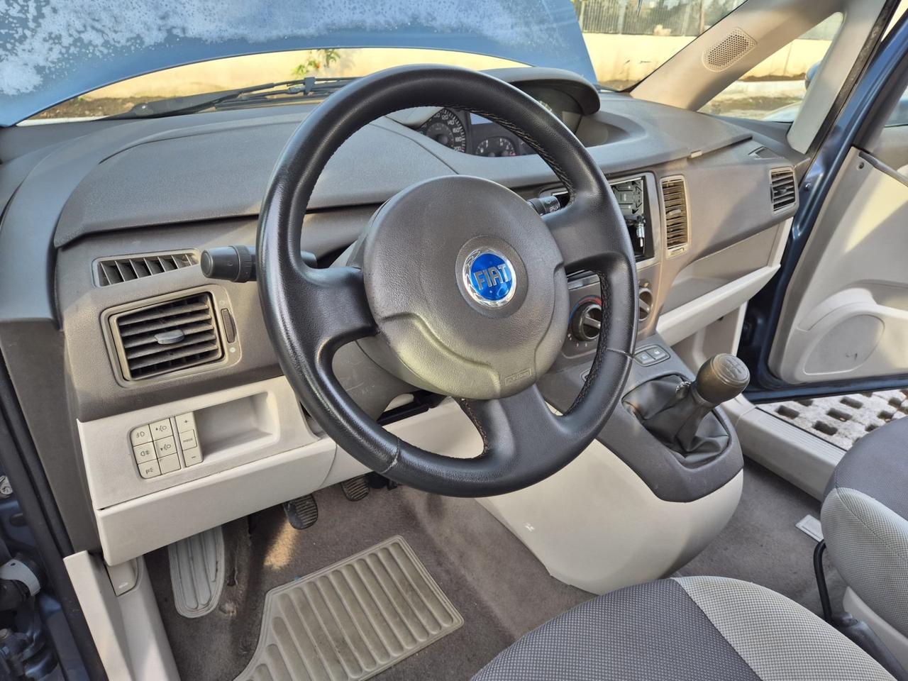 Fiat Idea 1.3 Multijet 16V Emotion