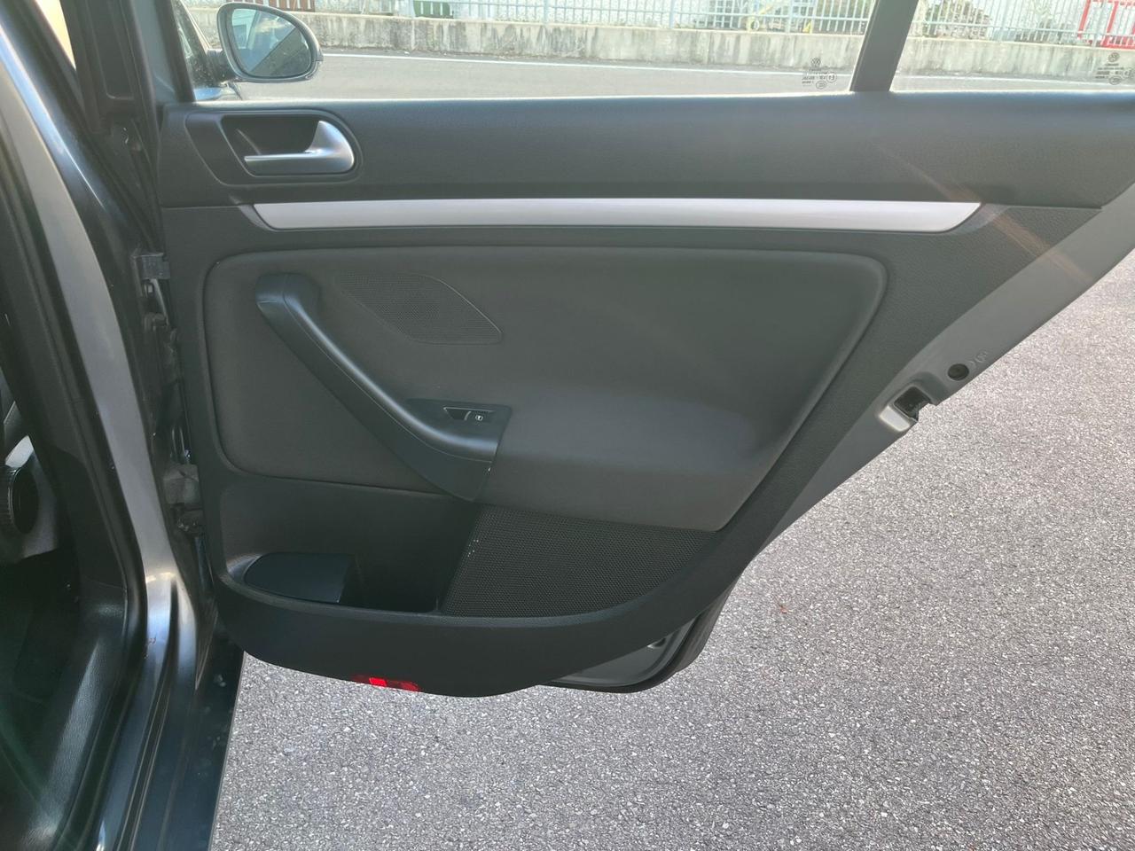 VW Golf Sw 1.6TDI 2011 162.000km perfetta