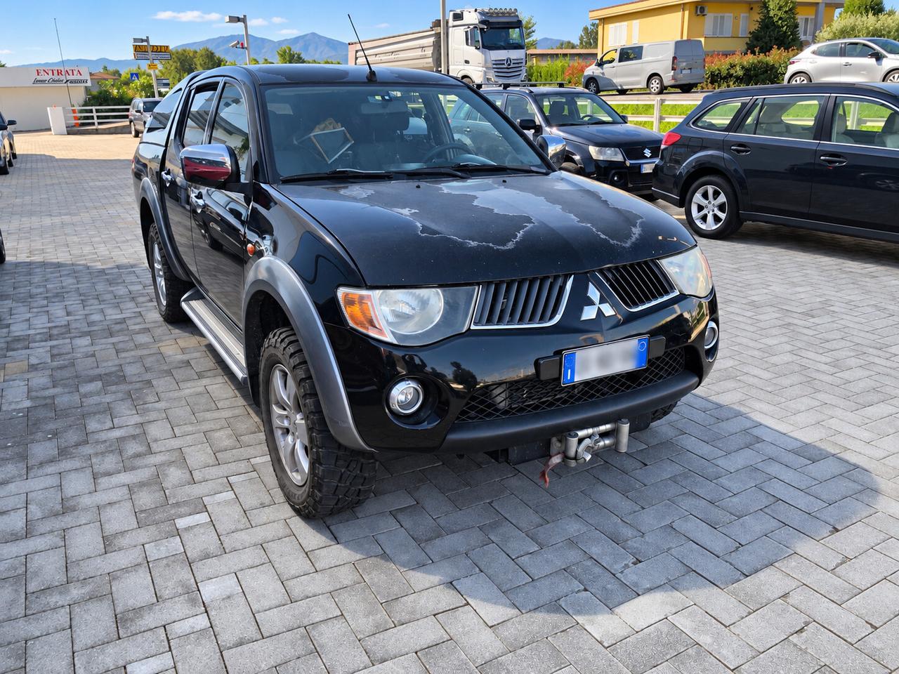 Mitsubishi L200 2.5 DI-D/136CV Double Cab Invite